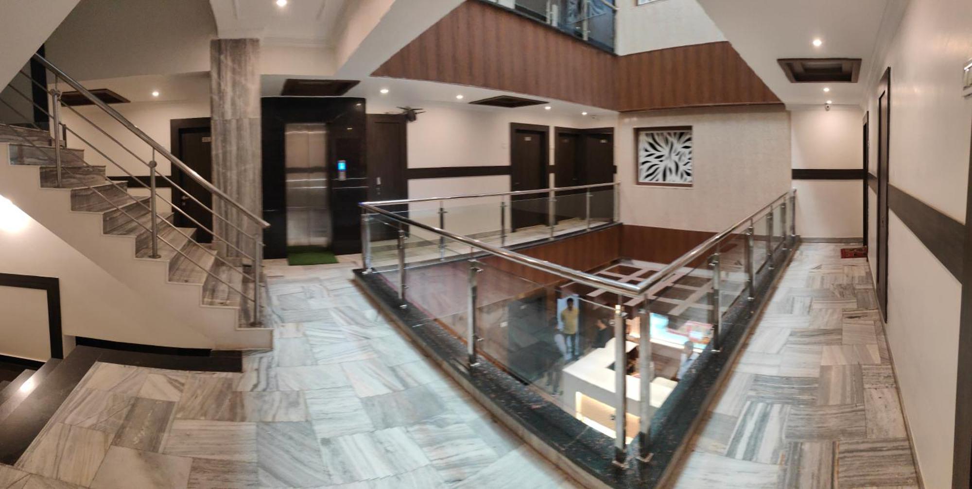 Hotel Krishna Katra  Luaran gambar